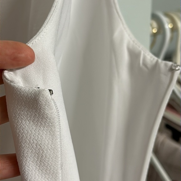 Bcbg Women’s White Structured Dress size 12 - Picture 5 of 10